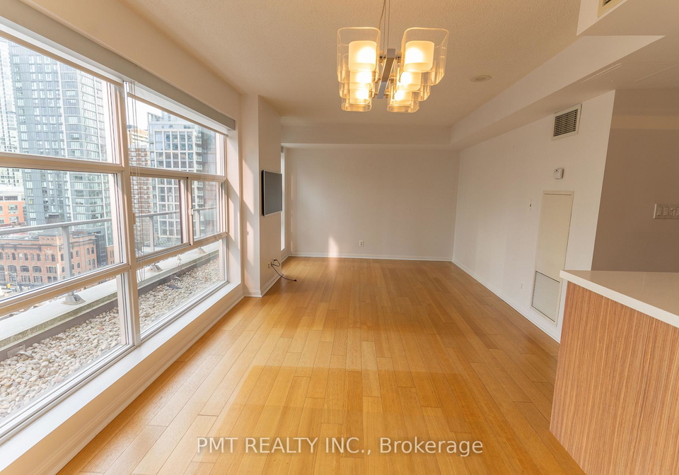 11-st-joseph-street-toronto-ontario-c12646974