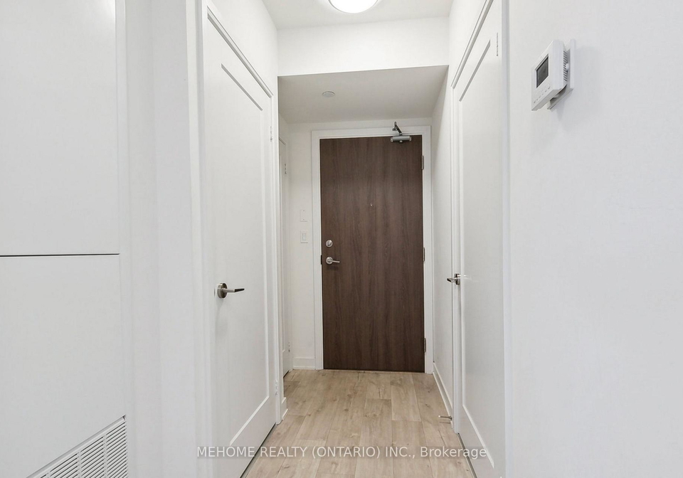27-bathurst-street-toronto-ontario-c12647268