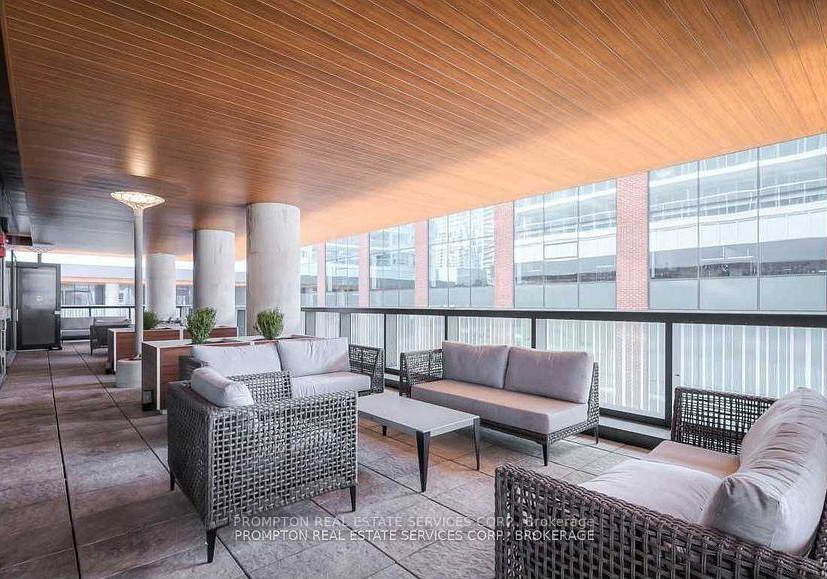 19-bathurst-street-toronto-ontario-c12647370