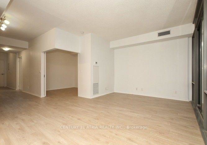 832-bay-street-toronto-ontario-c12647606