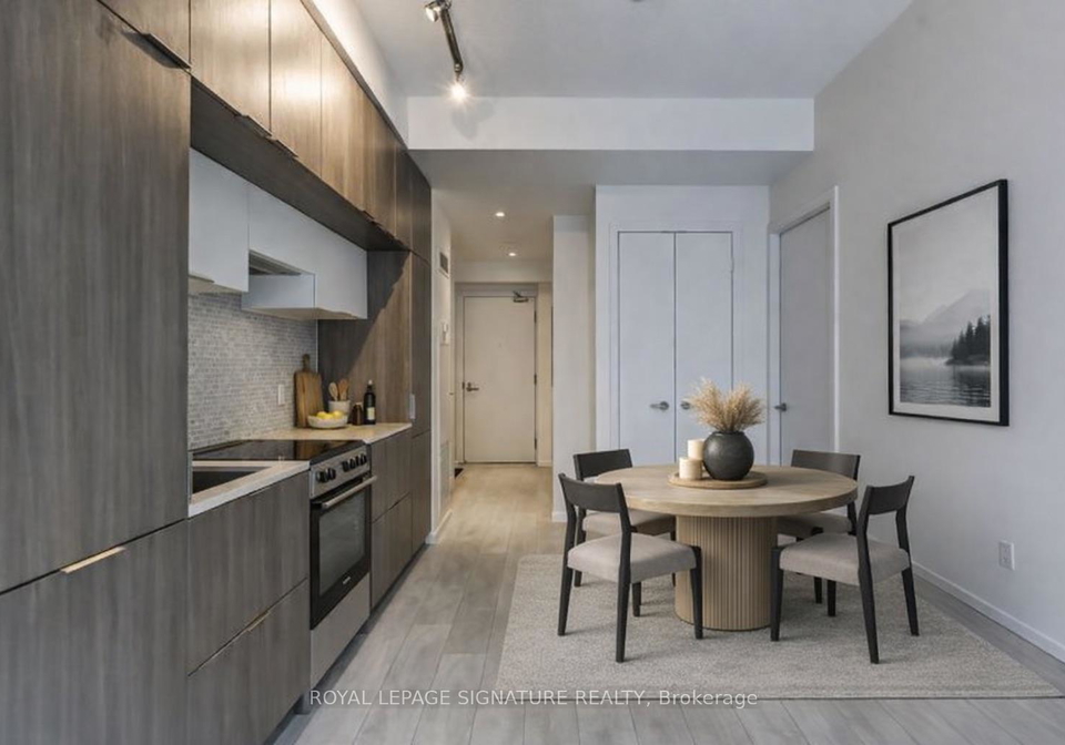 159-dundas-street-e-toronto-ontario-c12647854