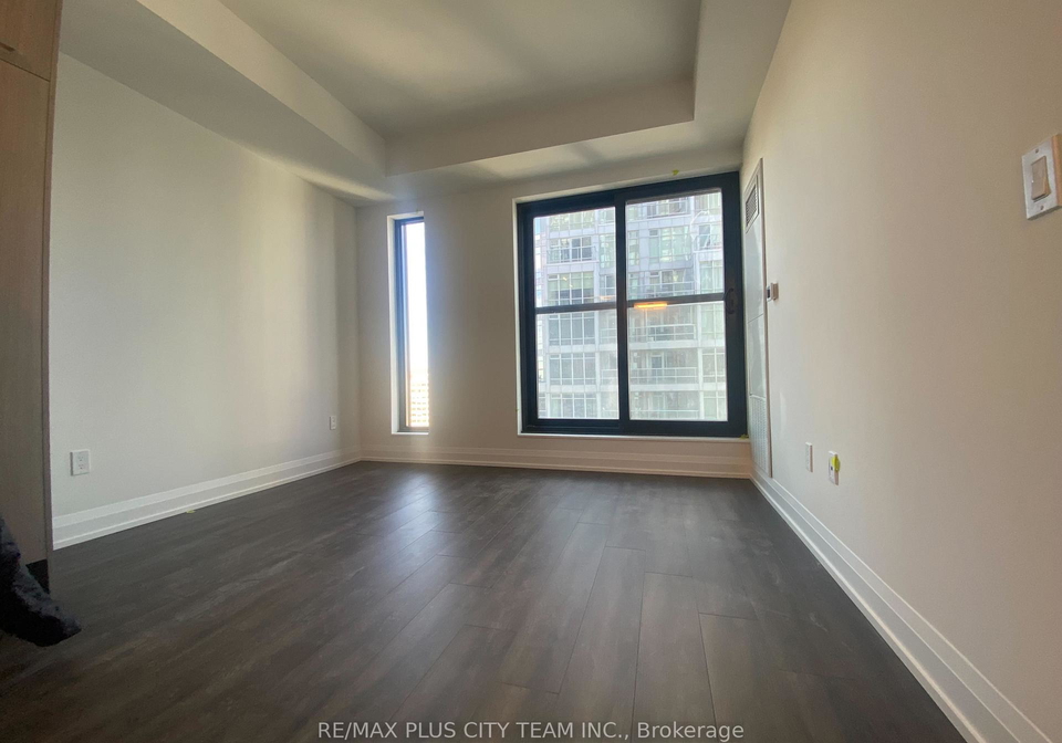 20-soudan-avenue-toronto-ontario-c12647862