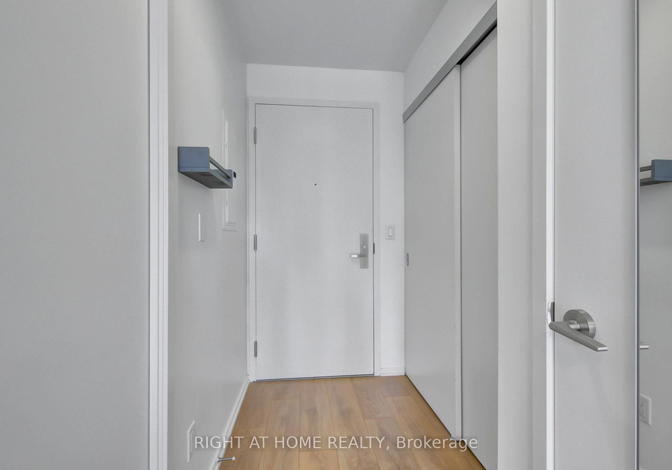 75-st-nicholas-street-toronto-ontario-c12648402