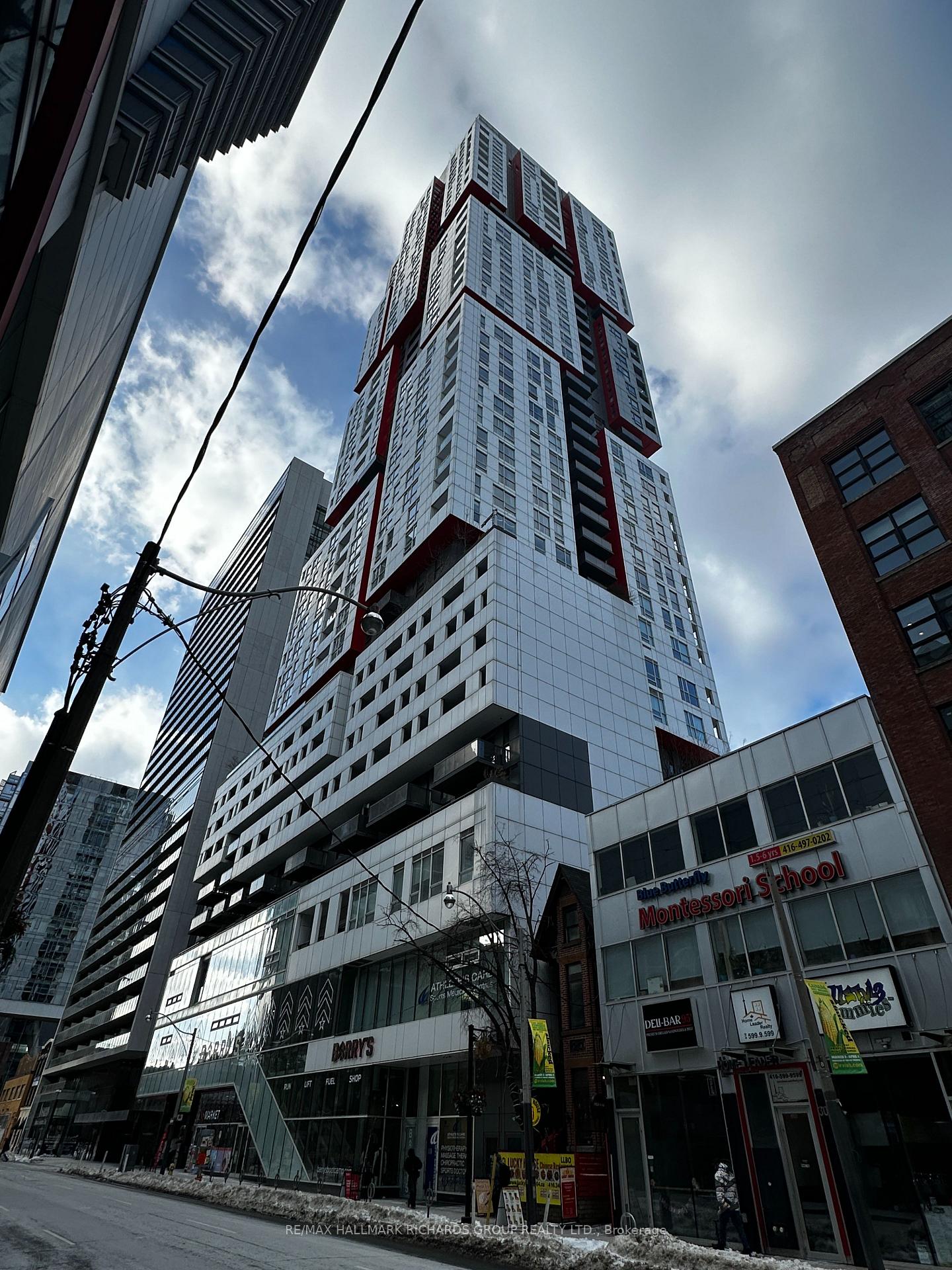 318-richmond-street-w-toronto-ontario-c12648412