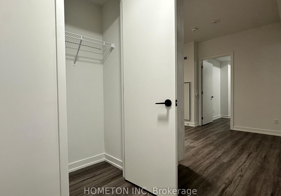 35-parliament-street-toronto-ontario-c12648422
