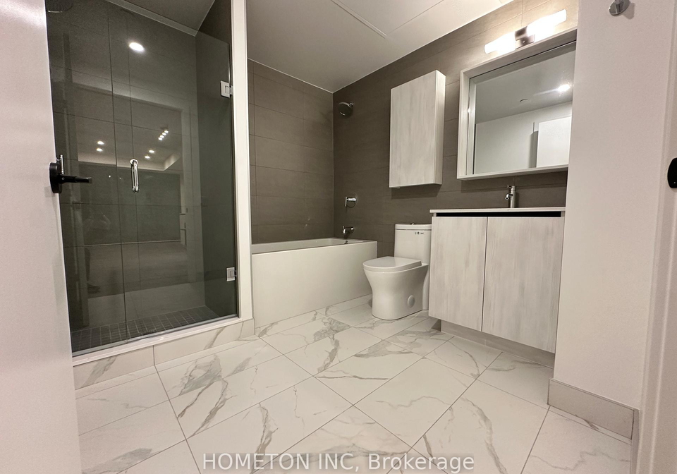 35-parliament-street-toronto-ontario-c12648422
