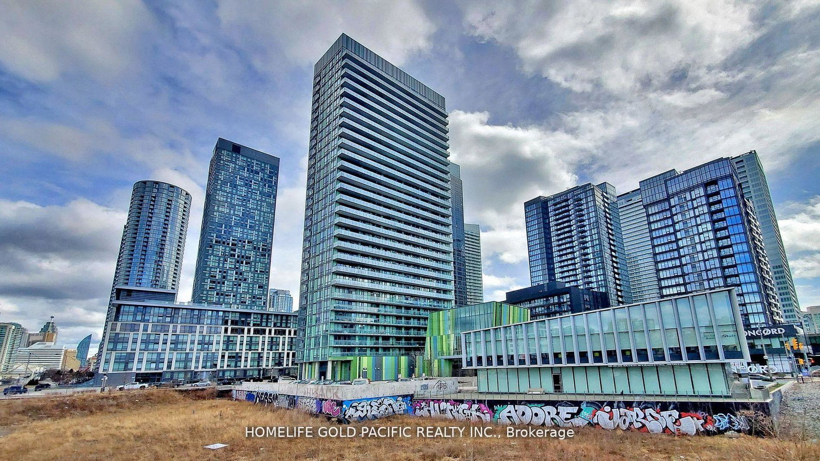170-fort-york-boulevard-toronto-ontario-c12648666