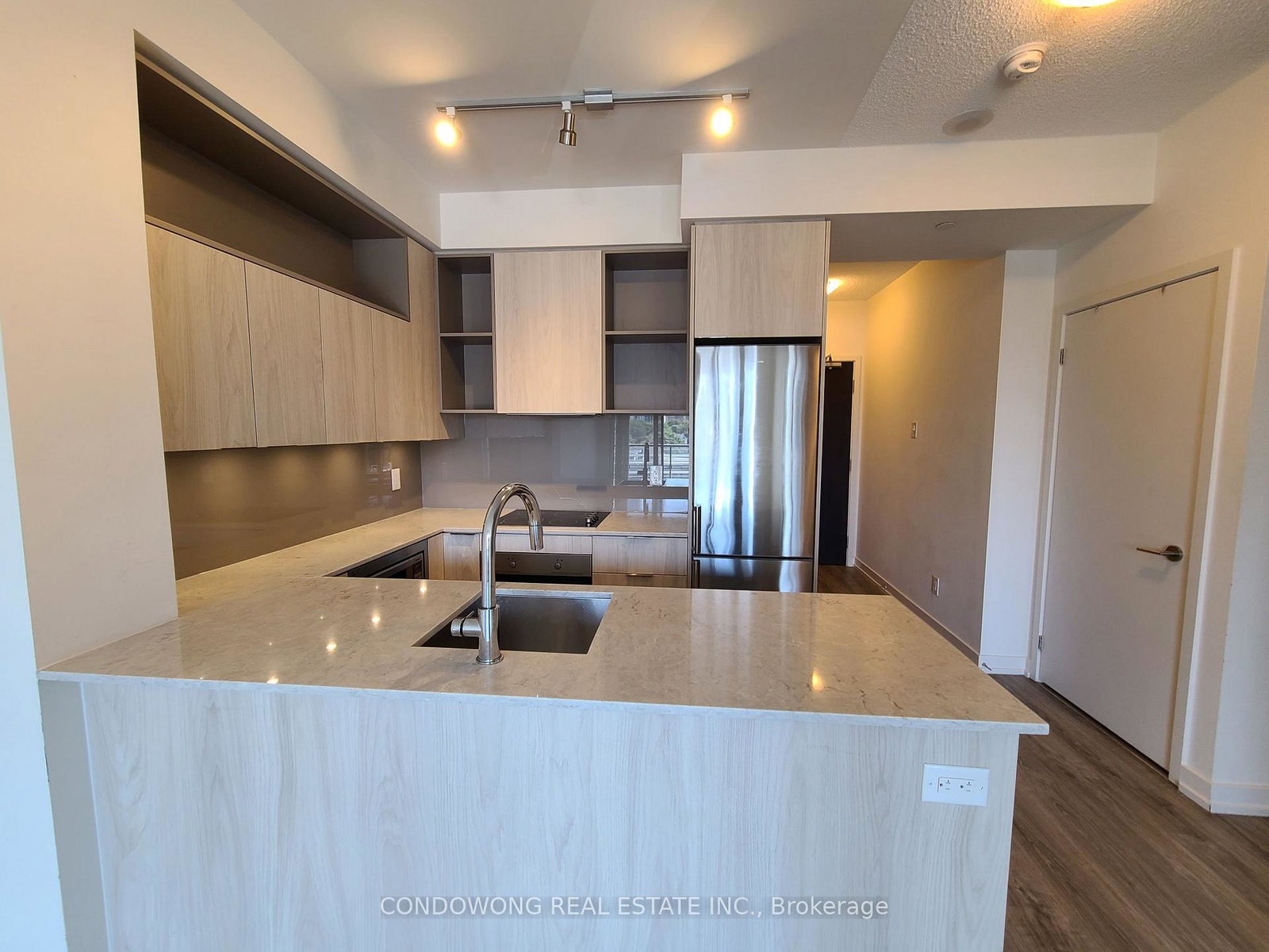 200-sackville-street-toronto-ontario-c12648752