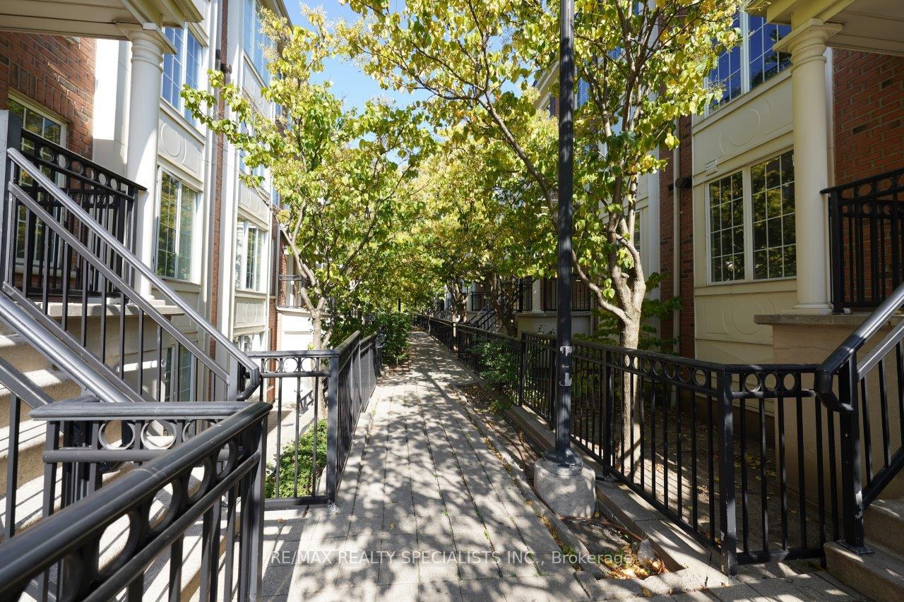 3-everson-drive-north-york-ontario-c12649014