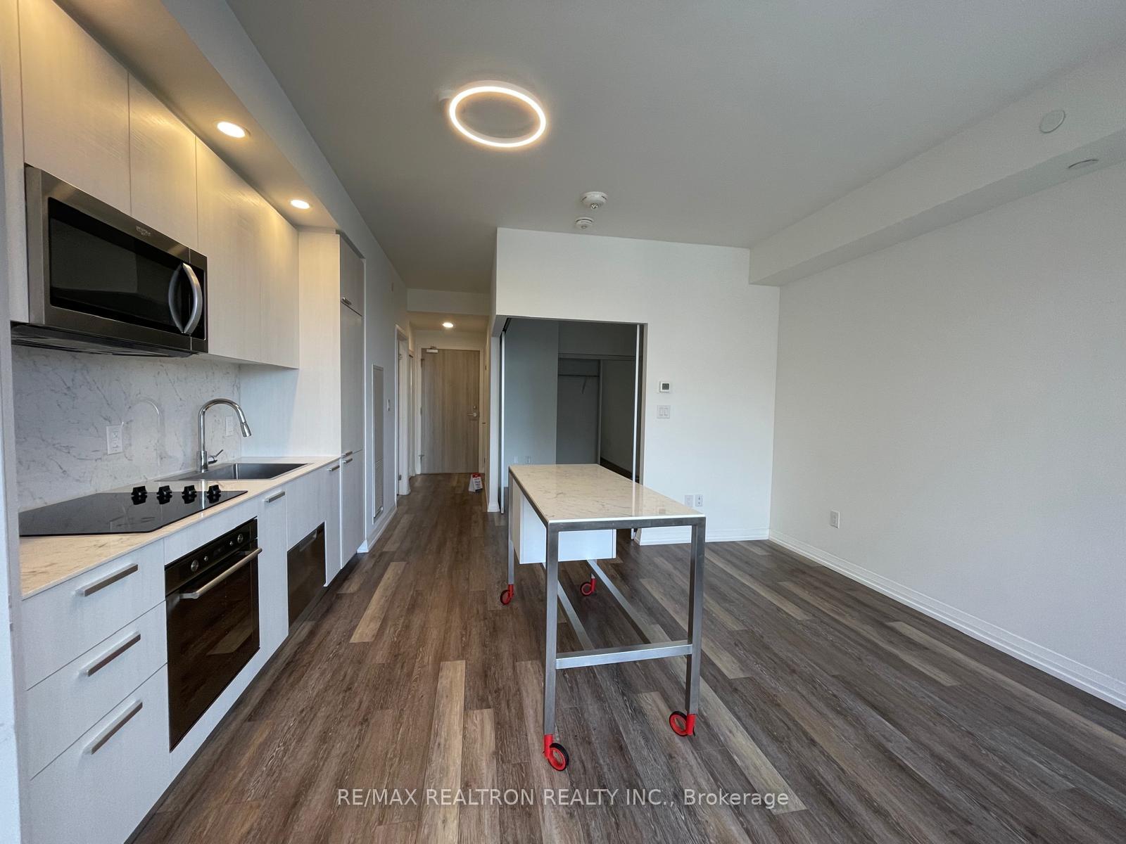 75-canterbury-place-toronto-ontario-c12649038