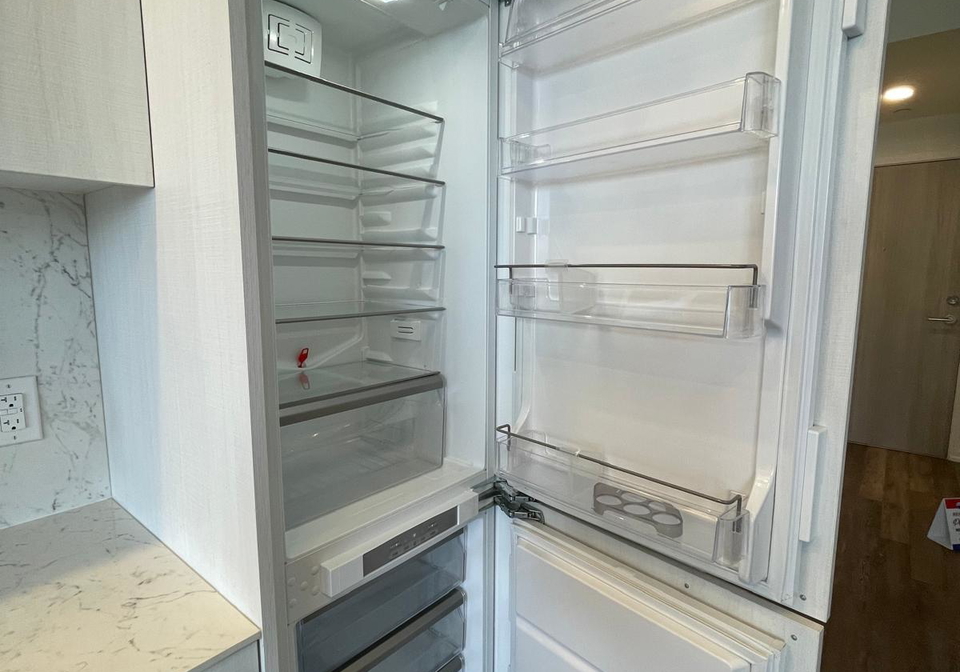 75-canterbury-place-toronto-ontario-c12649038