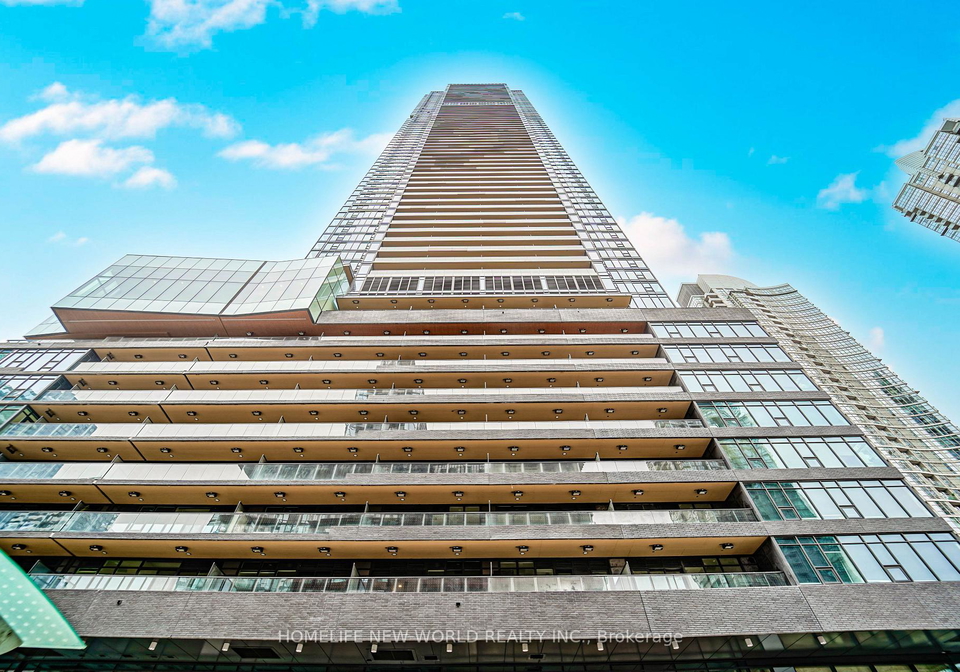 3-concord-cityplace-way-toronto-ontario-c12649158