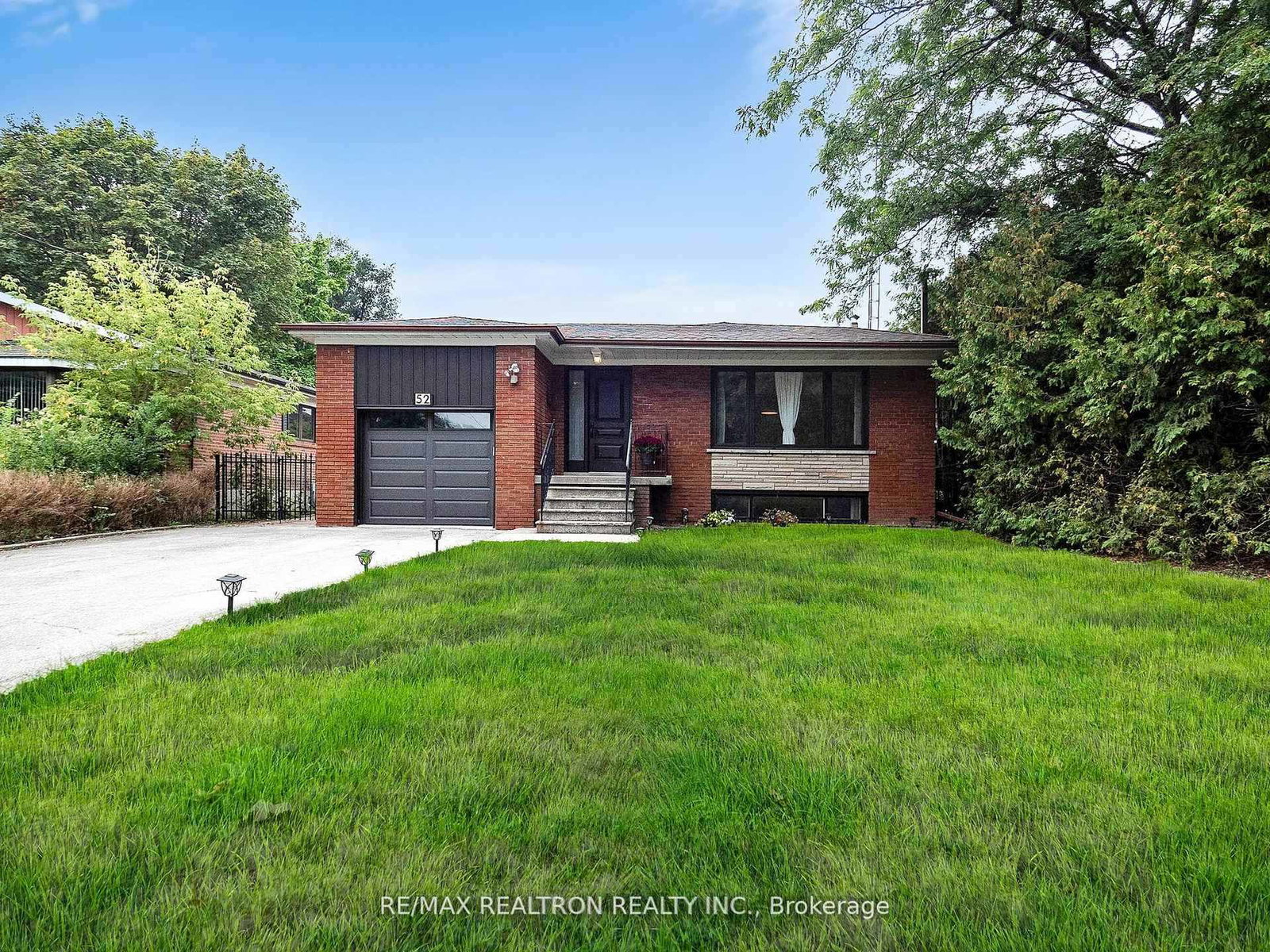 52-wynn-road-toronto-ontario-c12649184