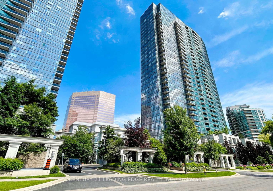 15-greenview-avenue-toronto-ontario-c12649480