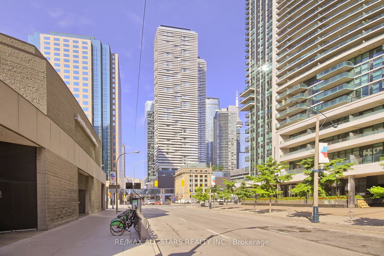 100-harbour-street-toronto-ontario-c12649586