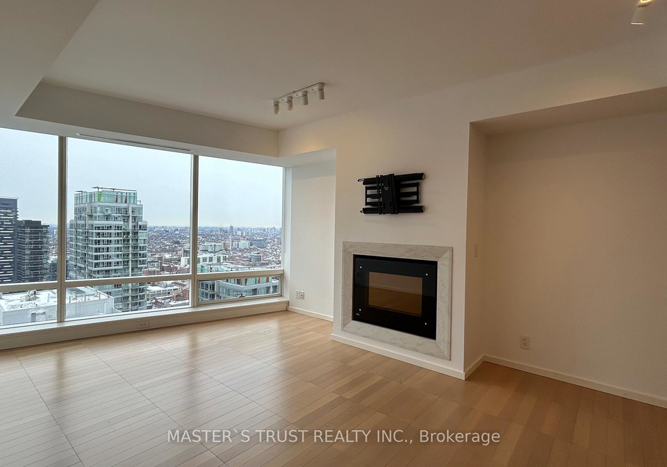 180-university-avenue-toronto-ontario-c12649954
