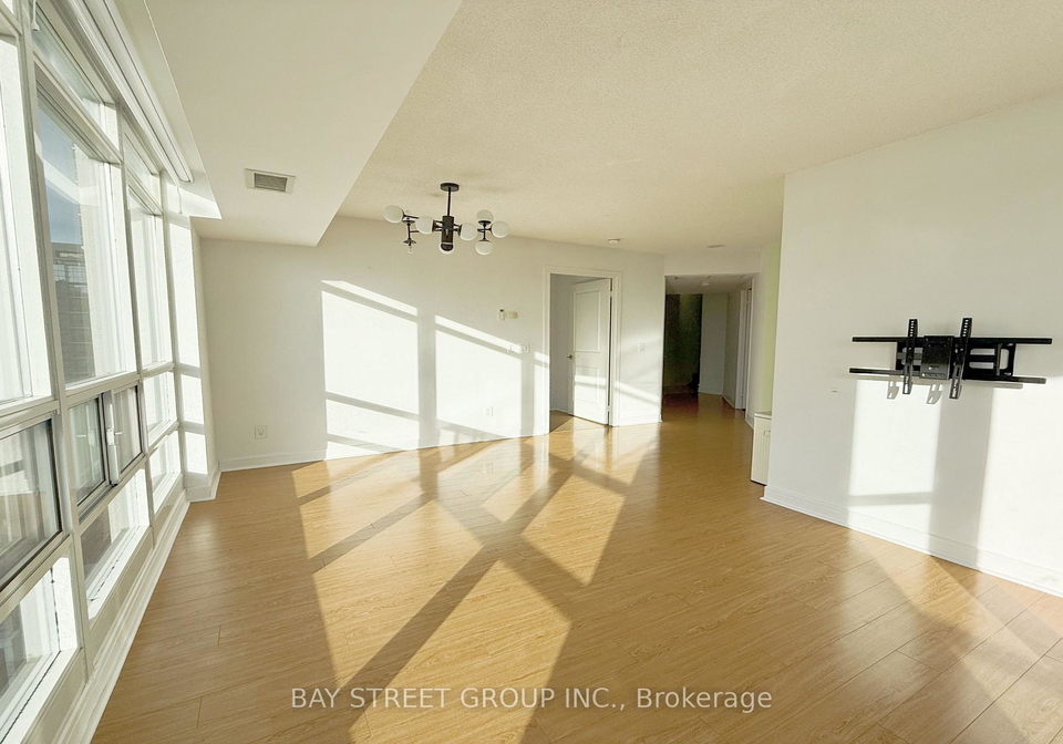 31-bales-avenue-north-york-ontario-c12649960