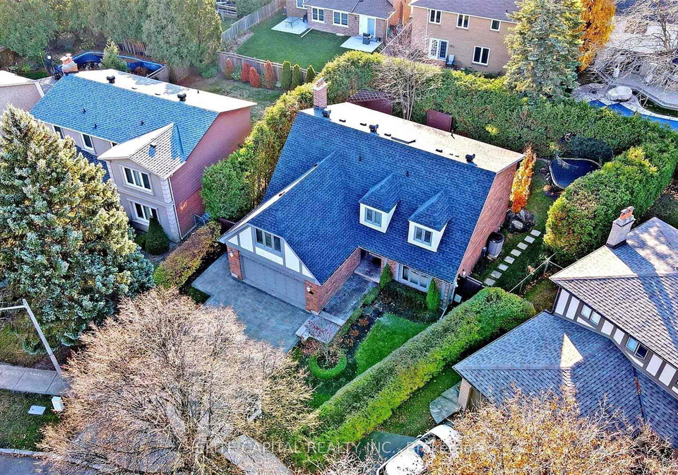 22-elkpath-avenue-north-york-ontario-c12650144