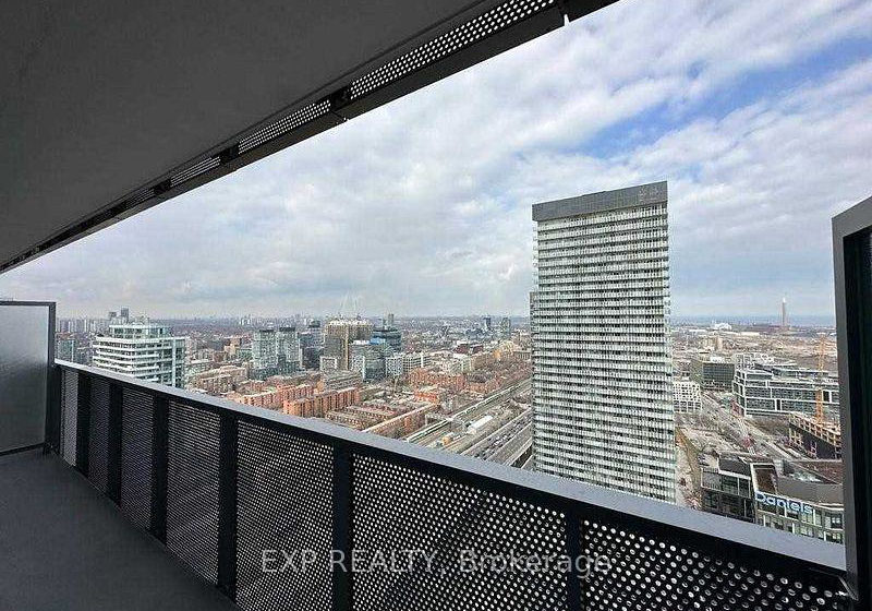 138-downes-street-toronto-ontario-c12650196