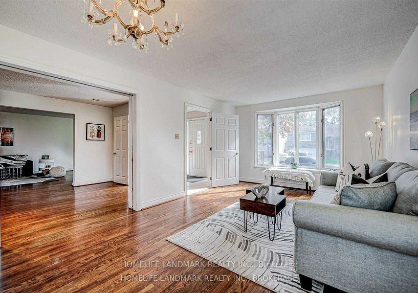44-frontenac-avenue-toronto-ontario-c12650384