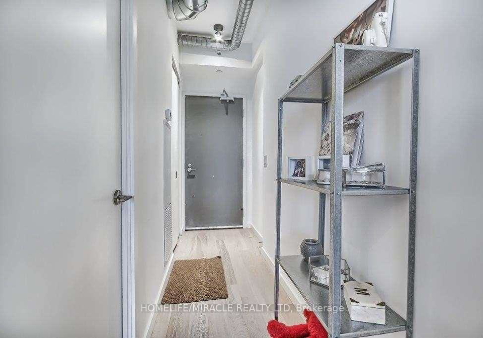 170-bayview-avenue-toronto-ontario-c12650432