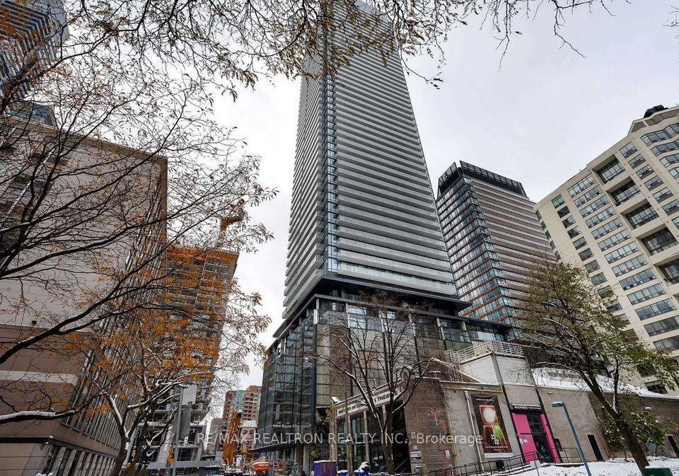 501-yonge-street-toronto-ontario-c12650606