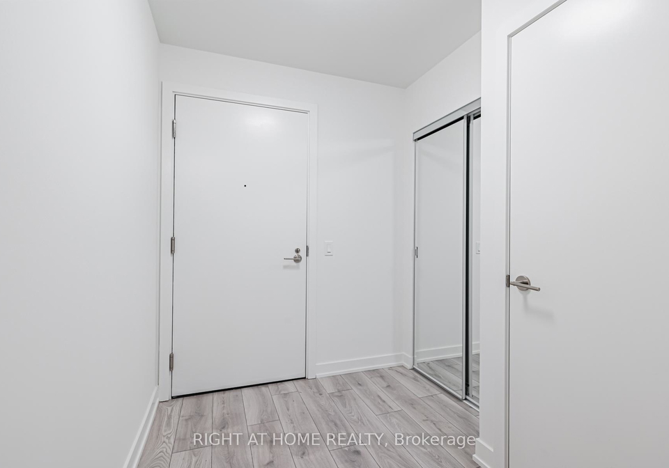 120-broadway-avenue-toronto-ontario-c12650614