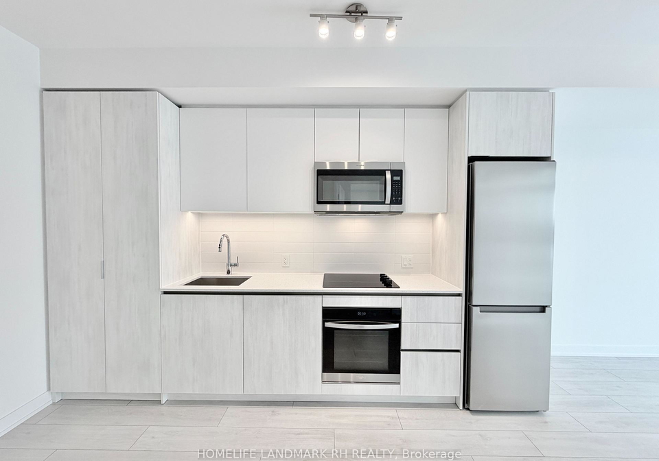 5858-yonge-street-toronto-ontario-c12650708