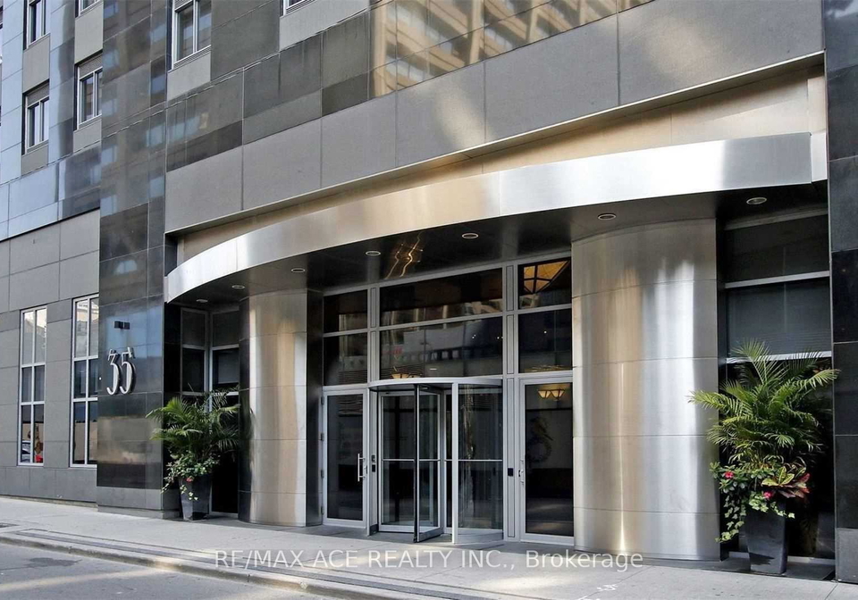 35-balmuto-street-toronto-ontario-c12650950