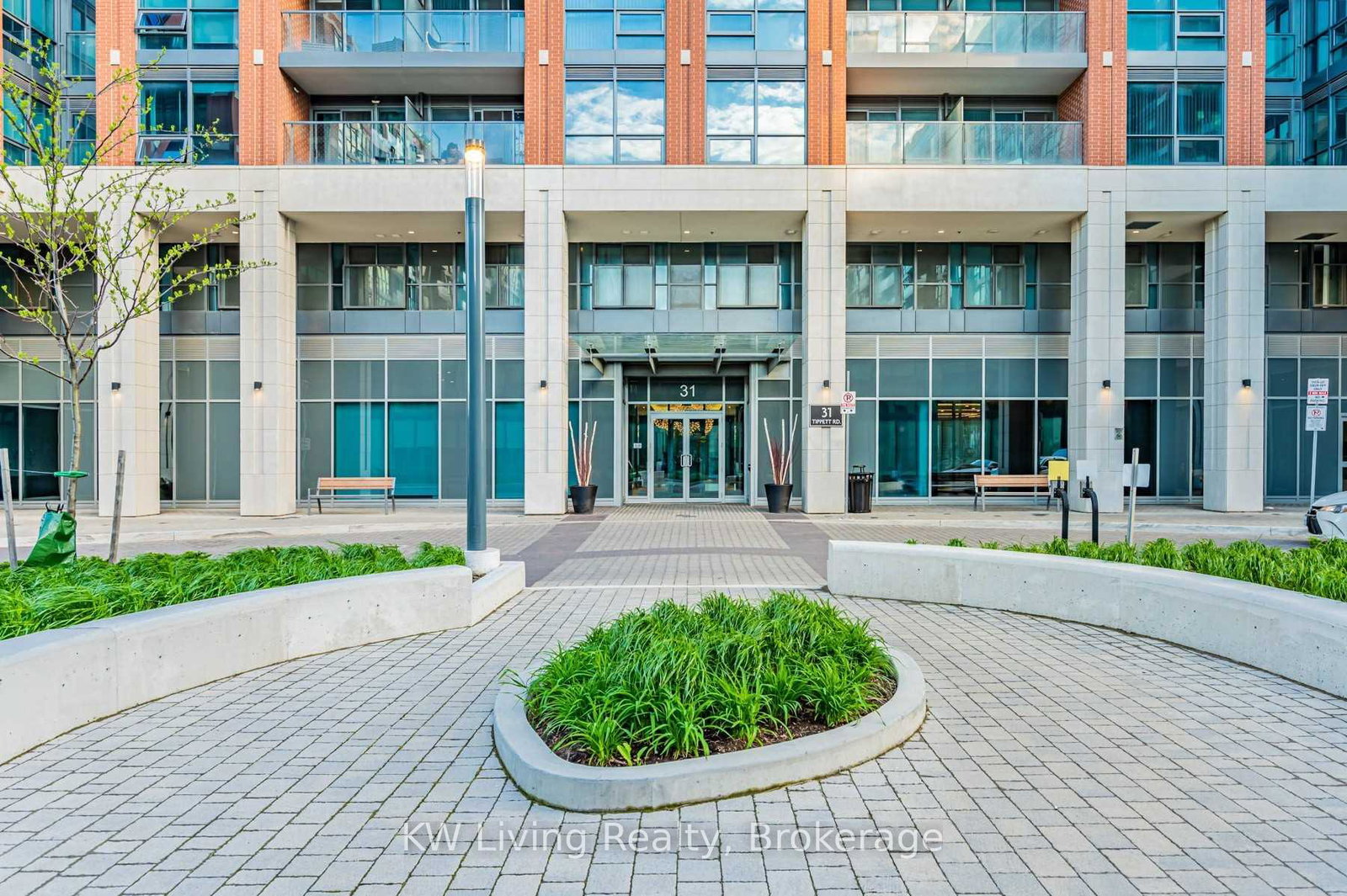31-tippett-road-toronto-ontario-c12650982