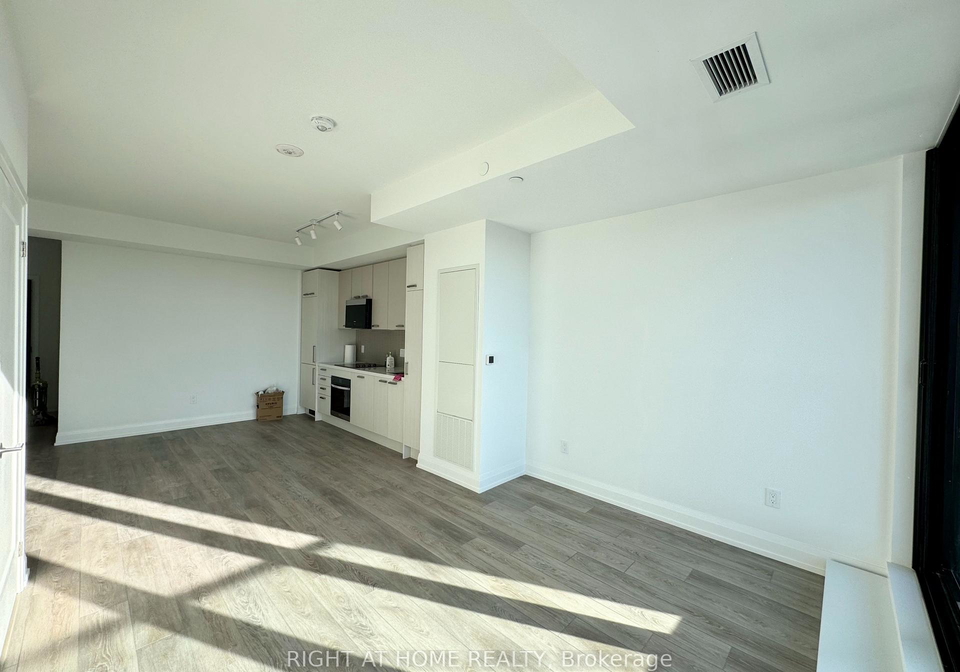 20-soudan-avenue-toronto-ontario-c12651328