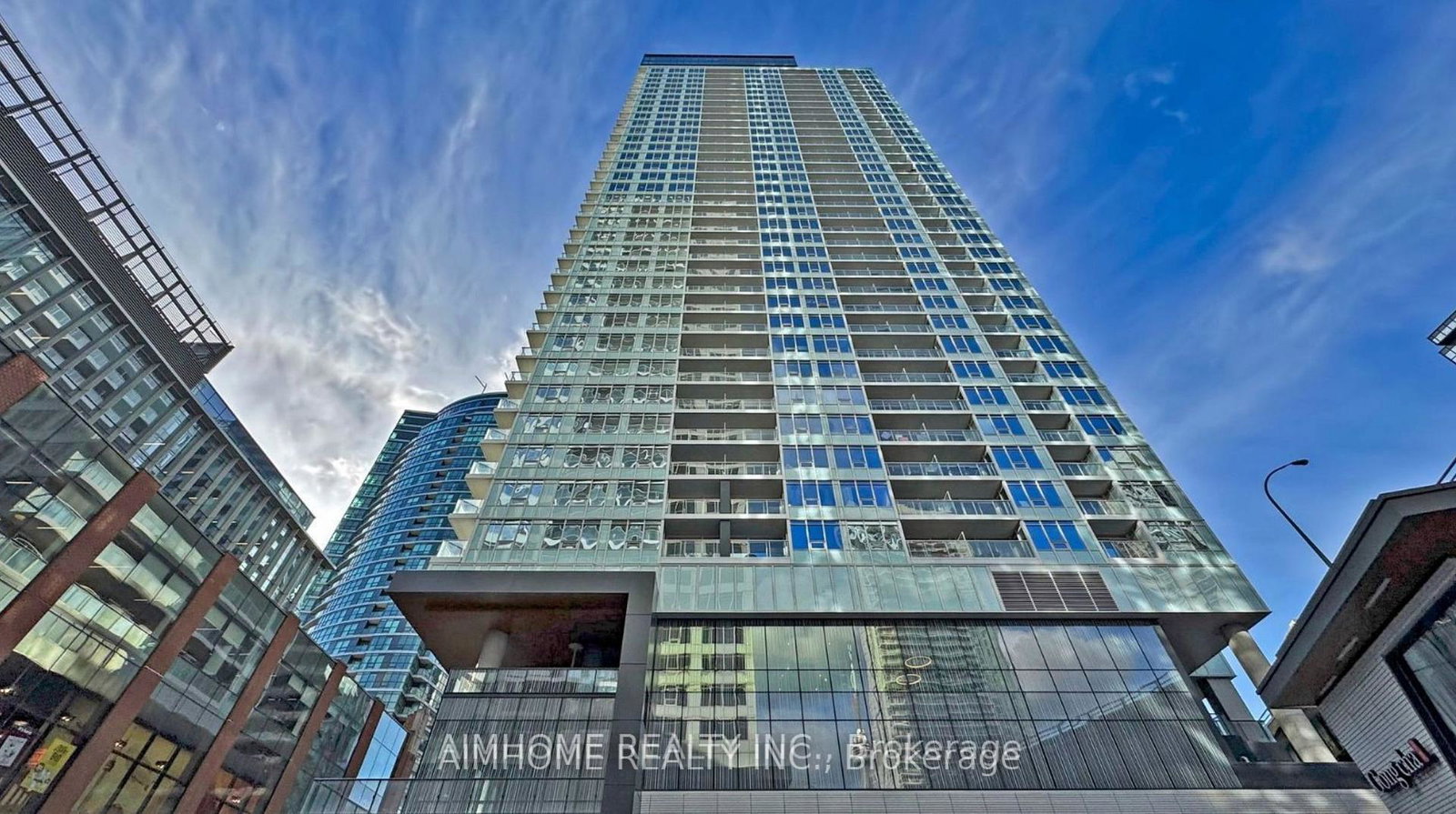 19-bathurst-street-toronto-ontario-c12651380