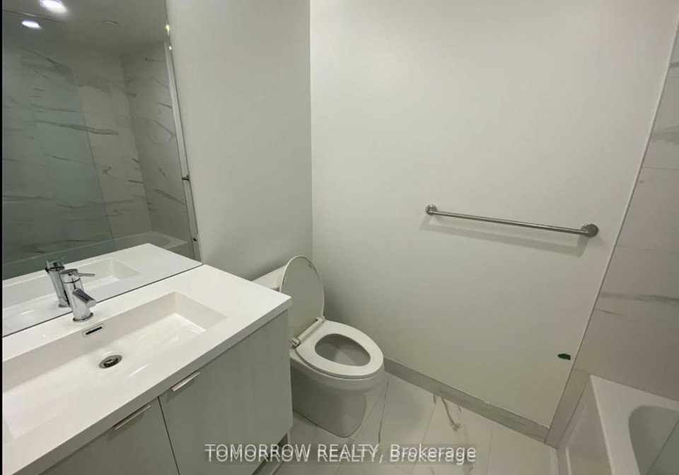 138-downes-street-toronto-ontario-c12651546