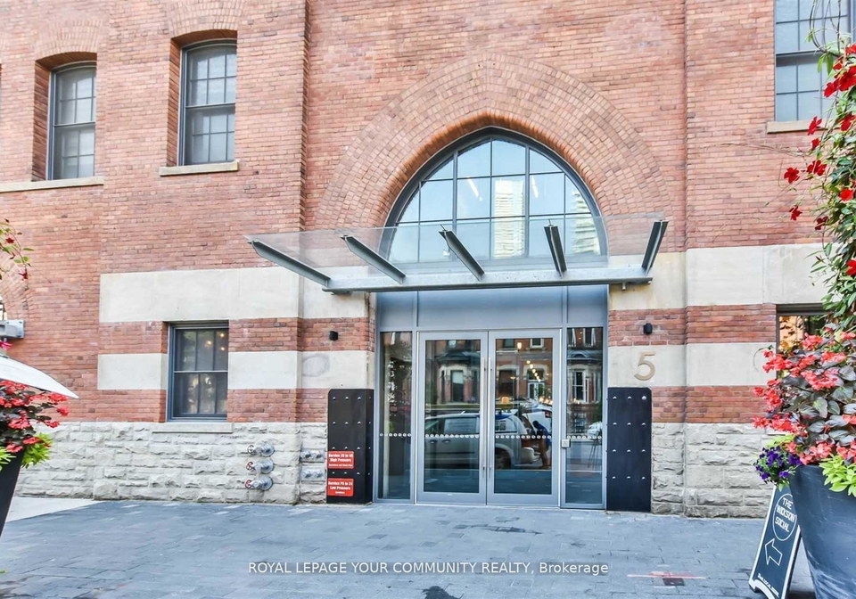 5-st-joseph-street-toronto-ontario-c12651606