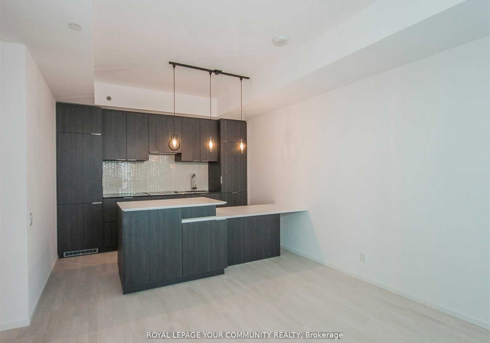 5-st-joseph-street-toronto-ontario-c12651606