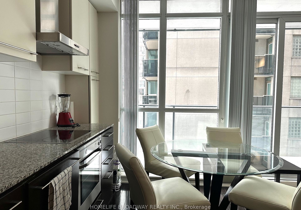770-bay-street-toronto-ontario-c12651618