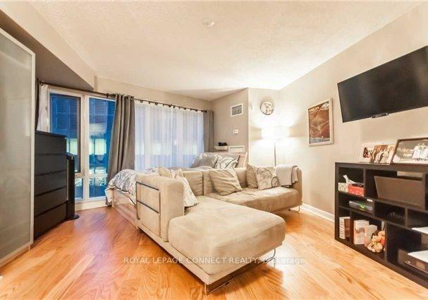 200-victoria-street-toronto-ontario-c12651698