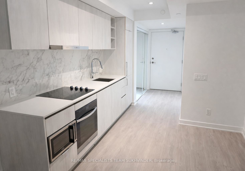 8-wellesley-street-w-toronto-ontario-c12651840