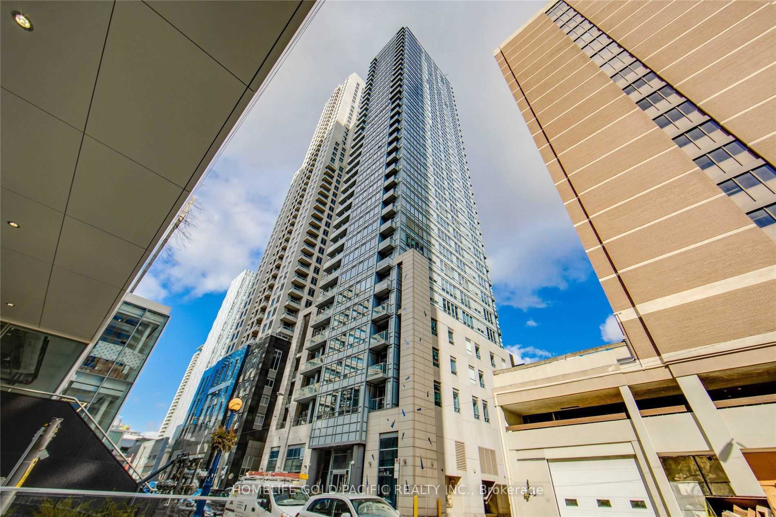 21-balmuto-street-toronto-ontario-c12651846