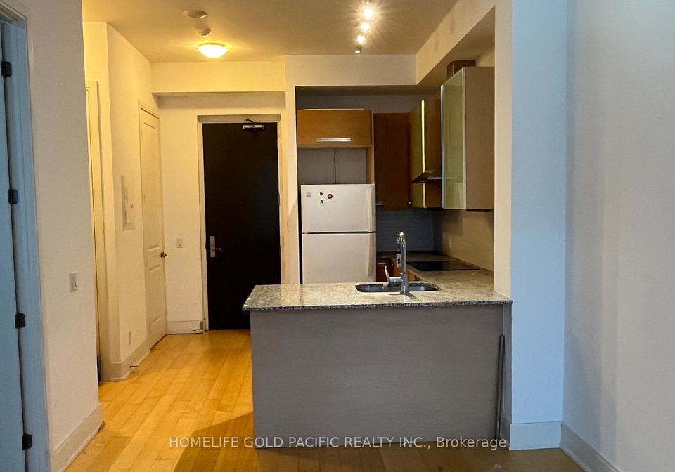 21-balmuto-street-toronto-ontario-c12651846