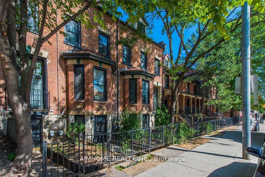 360-r-dundas-street-e-toronto-ontario-c12652024