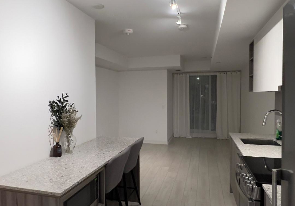 31-tippett-road-toronto-ontario-c12652222