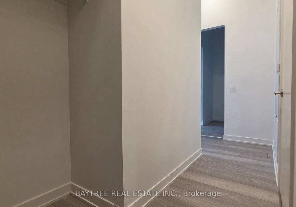 120-broadway-avenue-toronto-ontario-c12652564