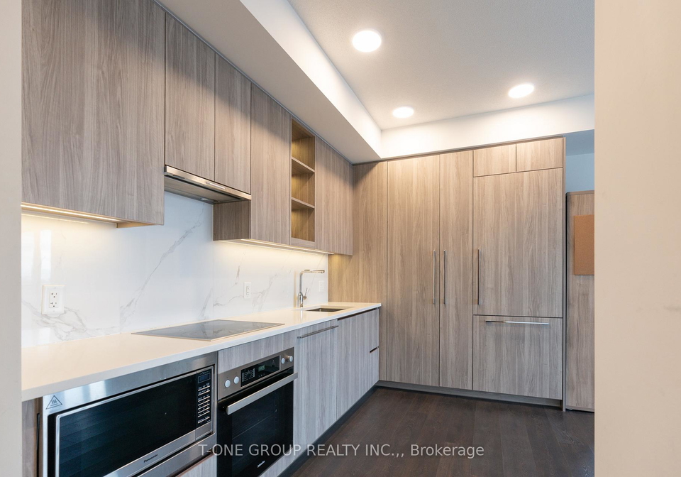 25-mcmahon-drive-north-york-ontario-c12652600