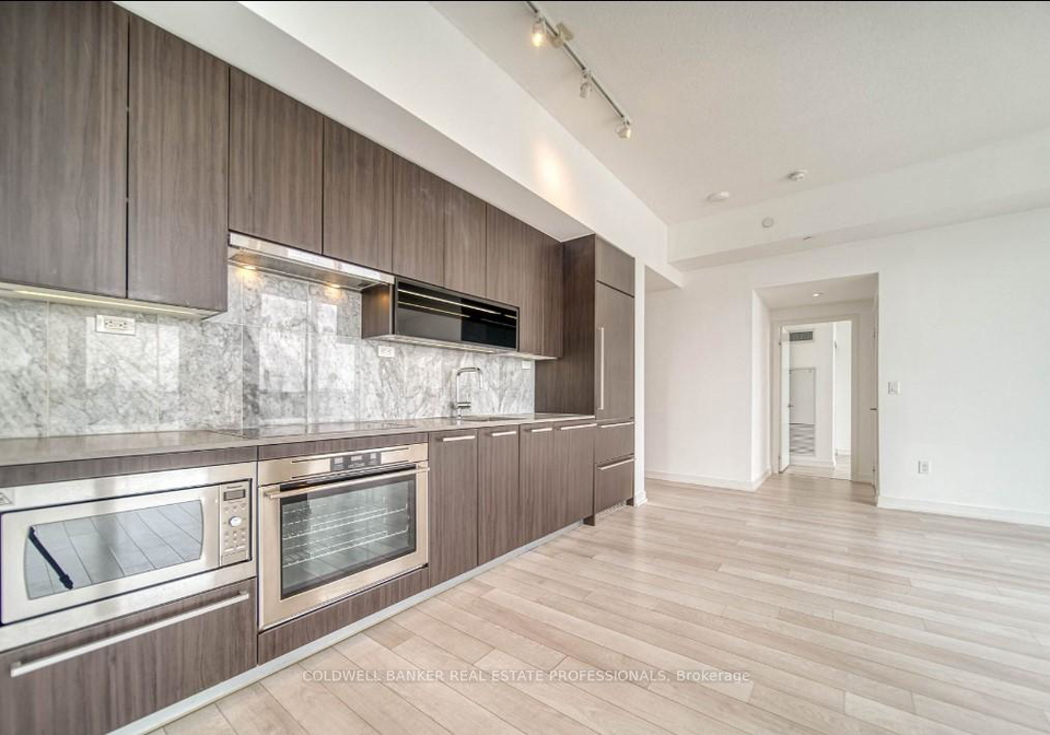 117-mcmahon-drive-north-york-ontario-c12652602