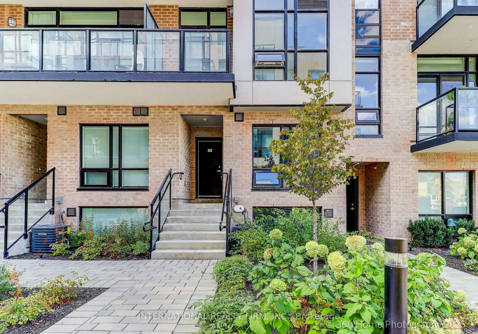 851-sheppard-avenue-w-toronto-ontario-c12652668
