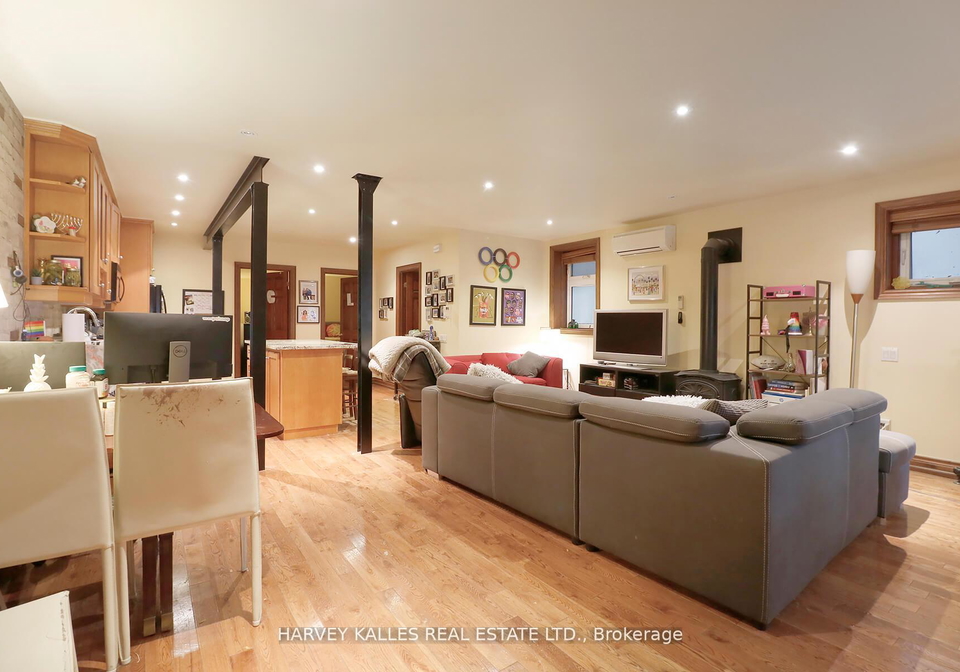 152-hilton-avenue-toronto-ontario-c12653018