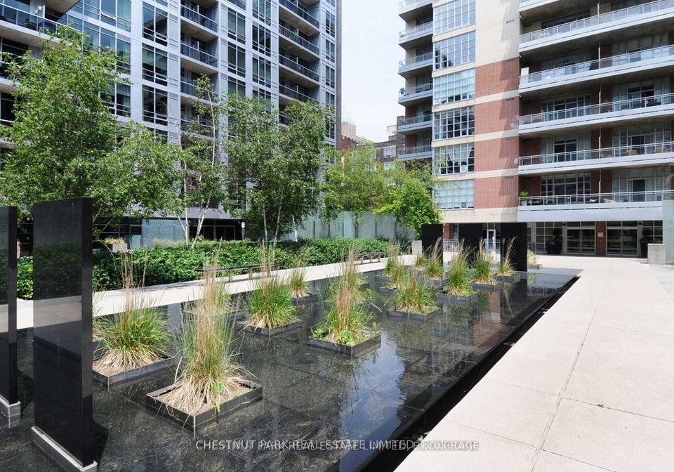23-brant-street-toronto-ontario-c12653158