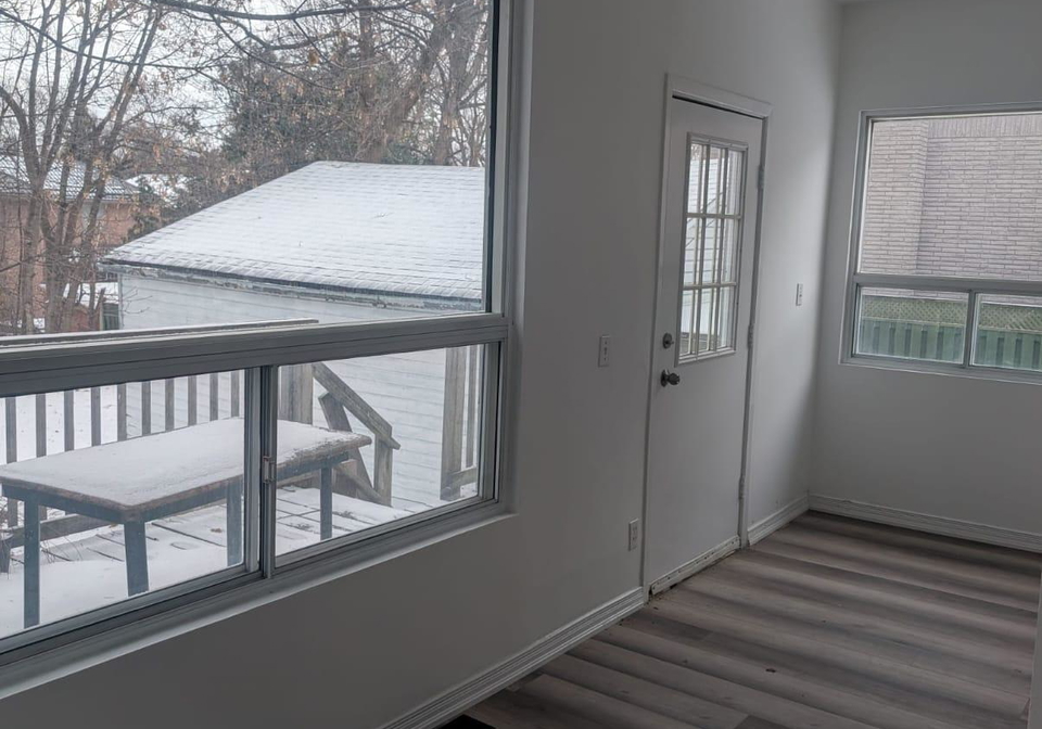 547-glencairn-avenue-toronto-ontario-c12653272