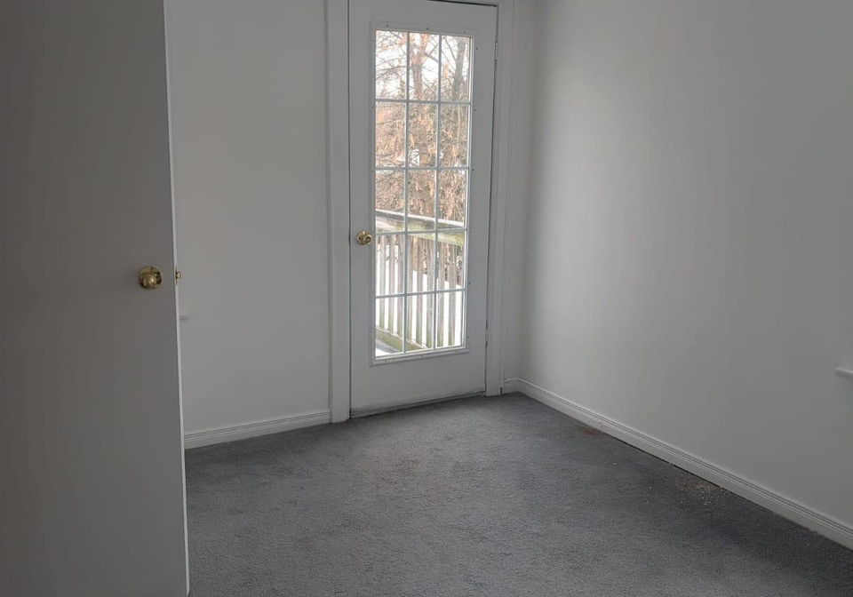 547-glencairn-avenue-toronto-ontario-c12653272